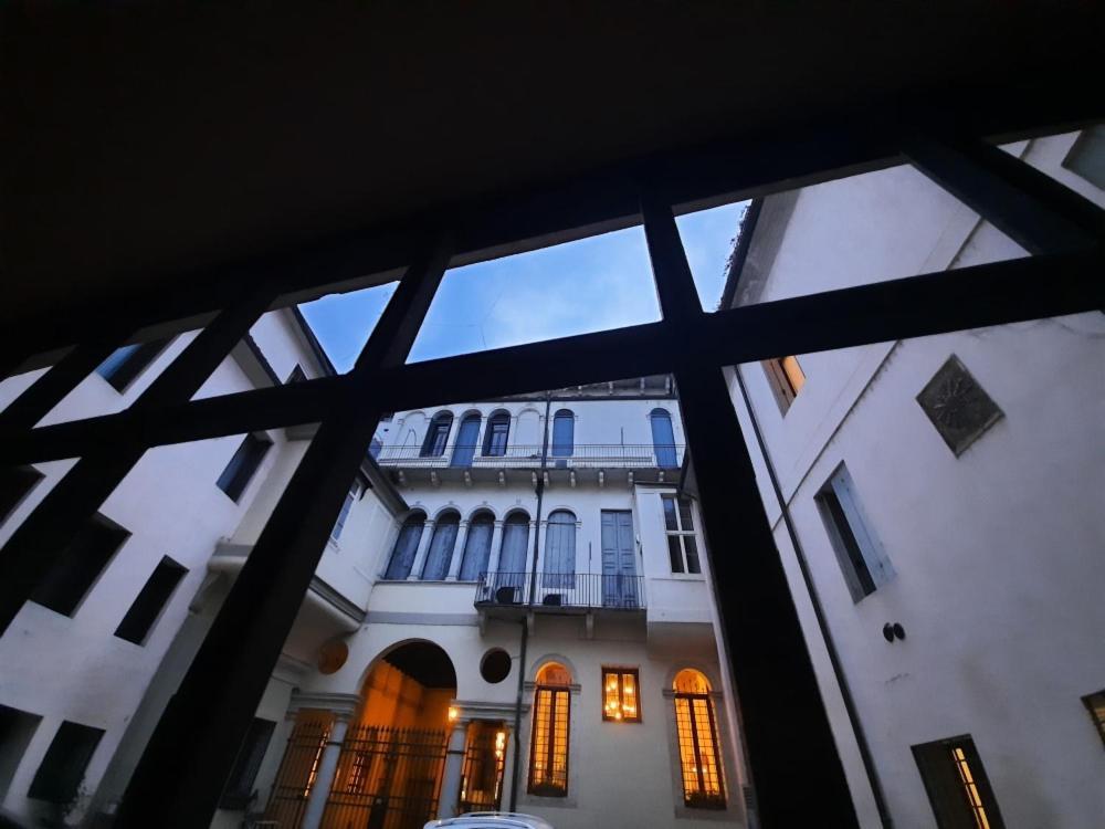 Mini Contra' Dei Servi - Apartment