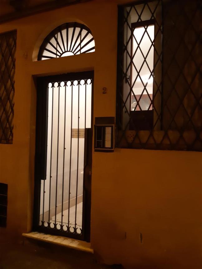 Apartment Mini Contra' Dei Servi -